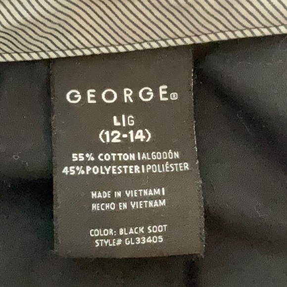 George Button Up Top! - Picture 3 of 3